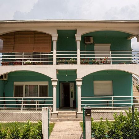 Apartment Monica Nikšić Bagian luar foto