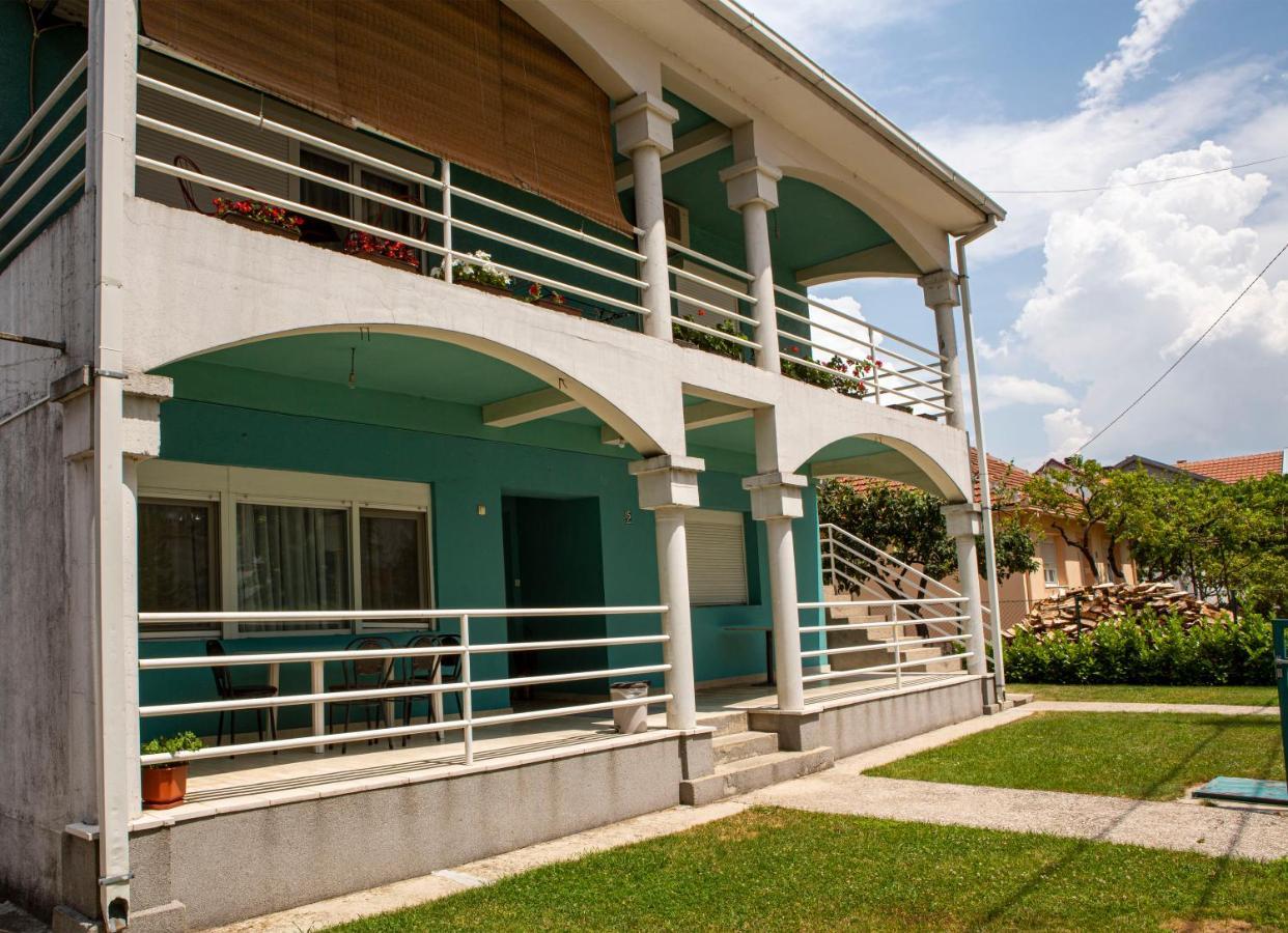 Apartment Monica Nikšić Bagian luar foto