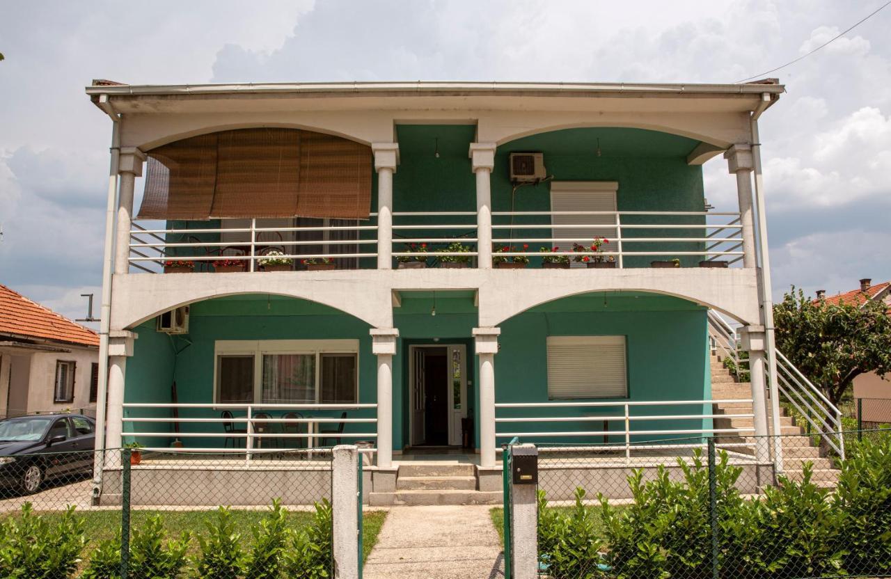 Apartment Monica Nikšić Bagian luar foto